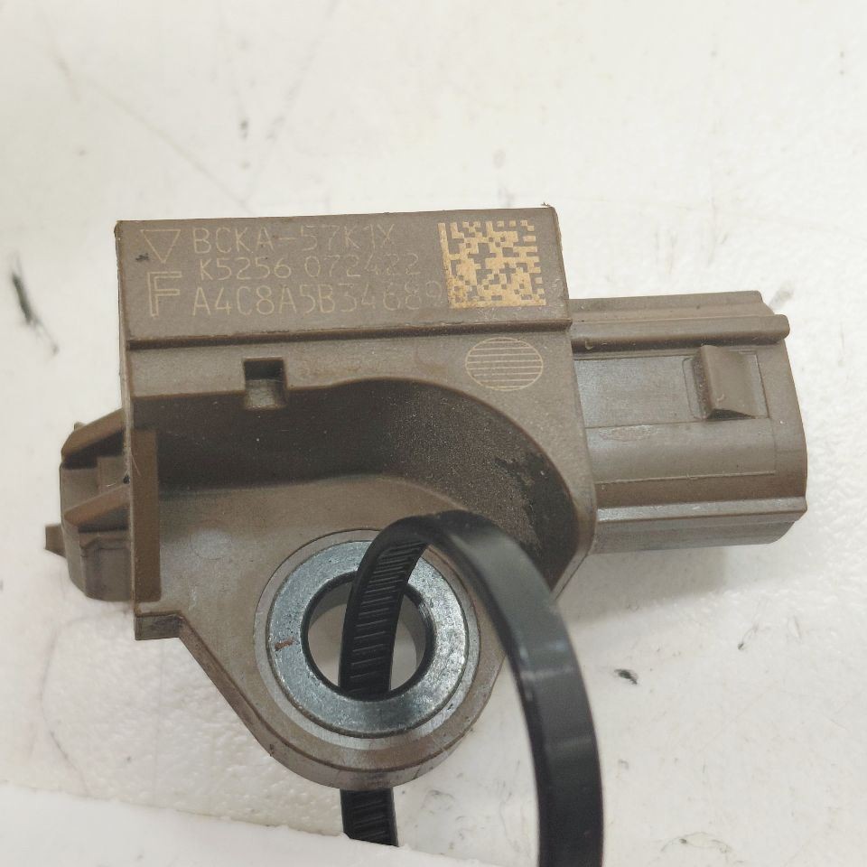 Mazda 3 Contact Sensor  2023 2022 2021