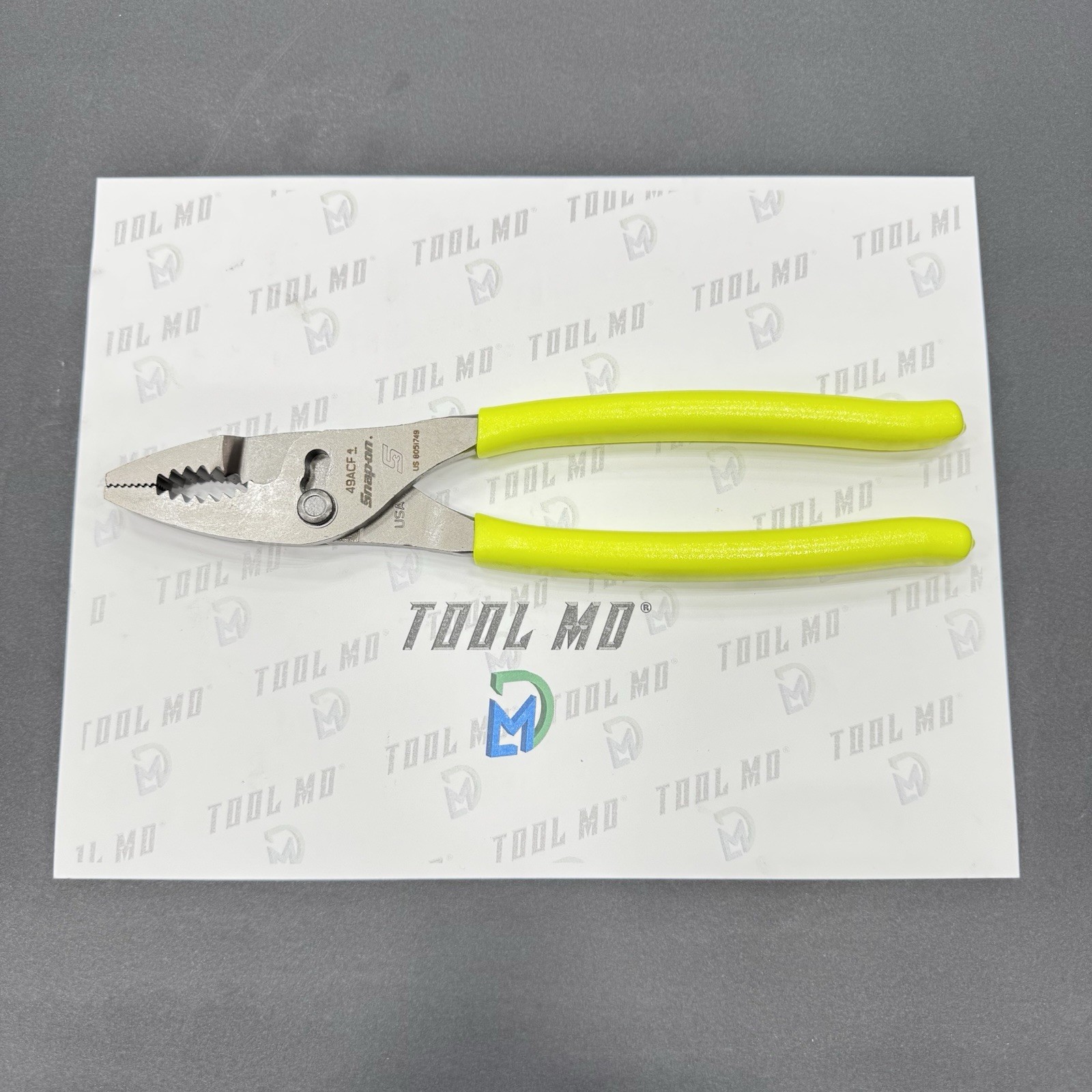 Snap-on Tools USA NEW HI VIZ YELLOW Soft Grip 9" Combo Slip Joint Pliers 49ACFHV