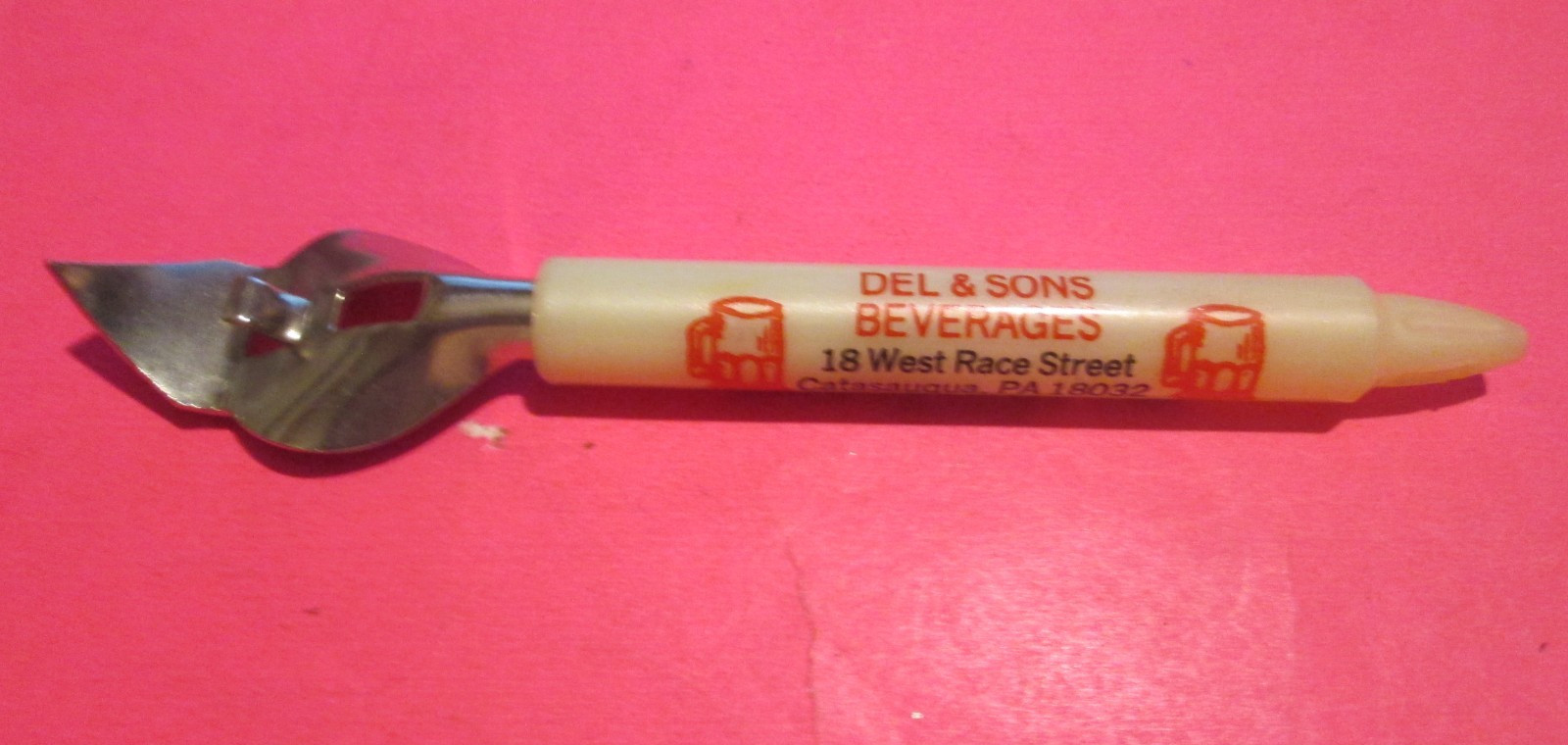 VTG DEL & SONS BEVERAGES METAL PLASTIC CAN BOTTLE OPENER CATASAUQU PENNSYLVANIA