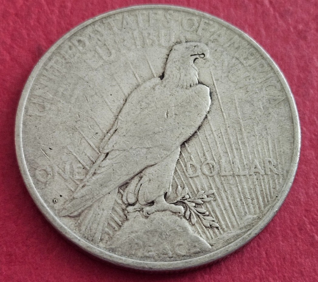 1923-D Peace Silver Dollar - Circulated