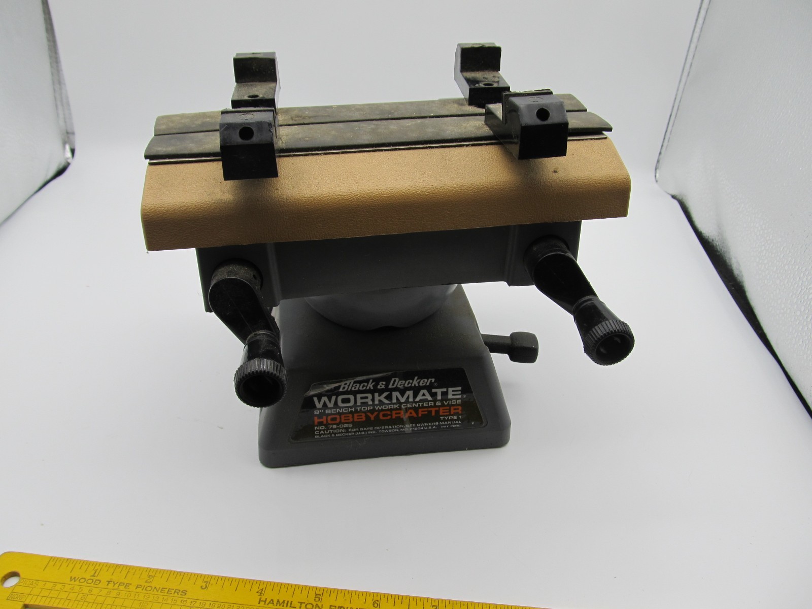 BLACK & DECKER WORKMATE HOBBYCRAFTER 8" BENCH TOP WORK CENTER & VISE
