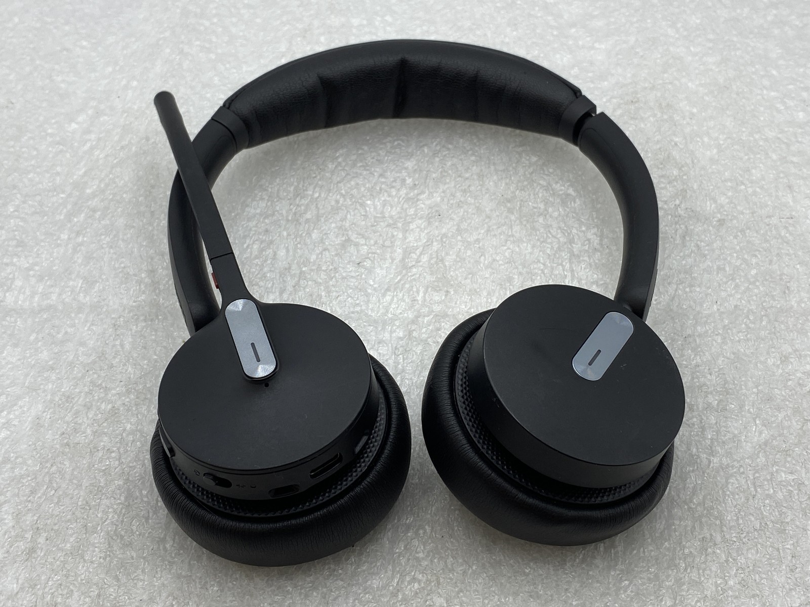 Yealink BHD702 BH70 Dual Wireless Bluetooth Headset With Mic ( HEADSET ONLY )
