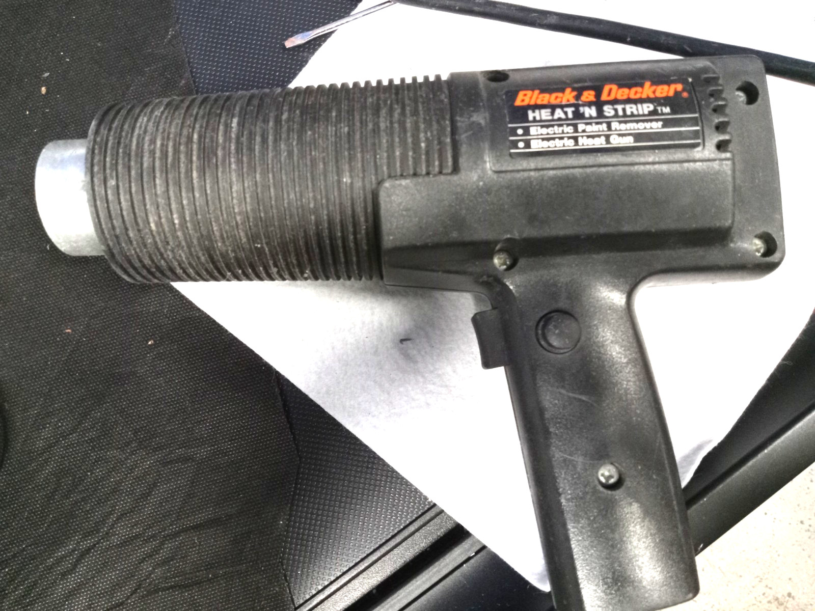 Black & Decker Heat'n Strip Heat Gun  9751 PAINT REMOVER / HEAT GUN