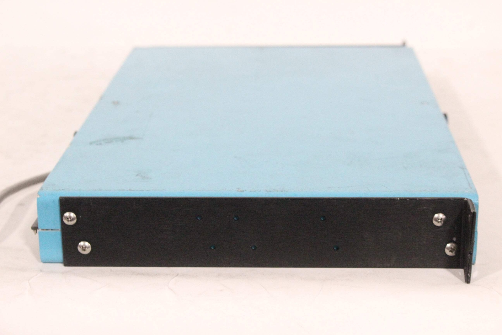 ATI DA2016 Rackmount Audio Distribution Amplifier