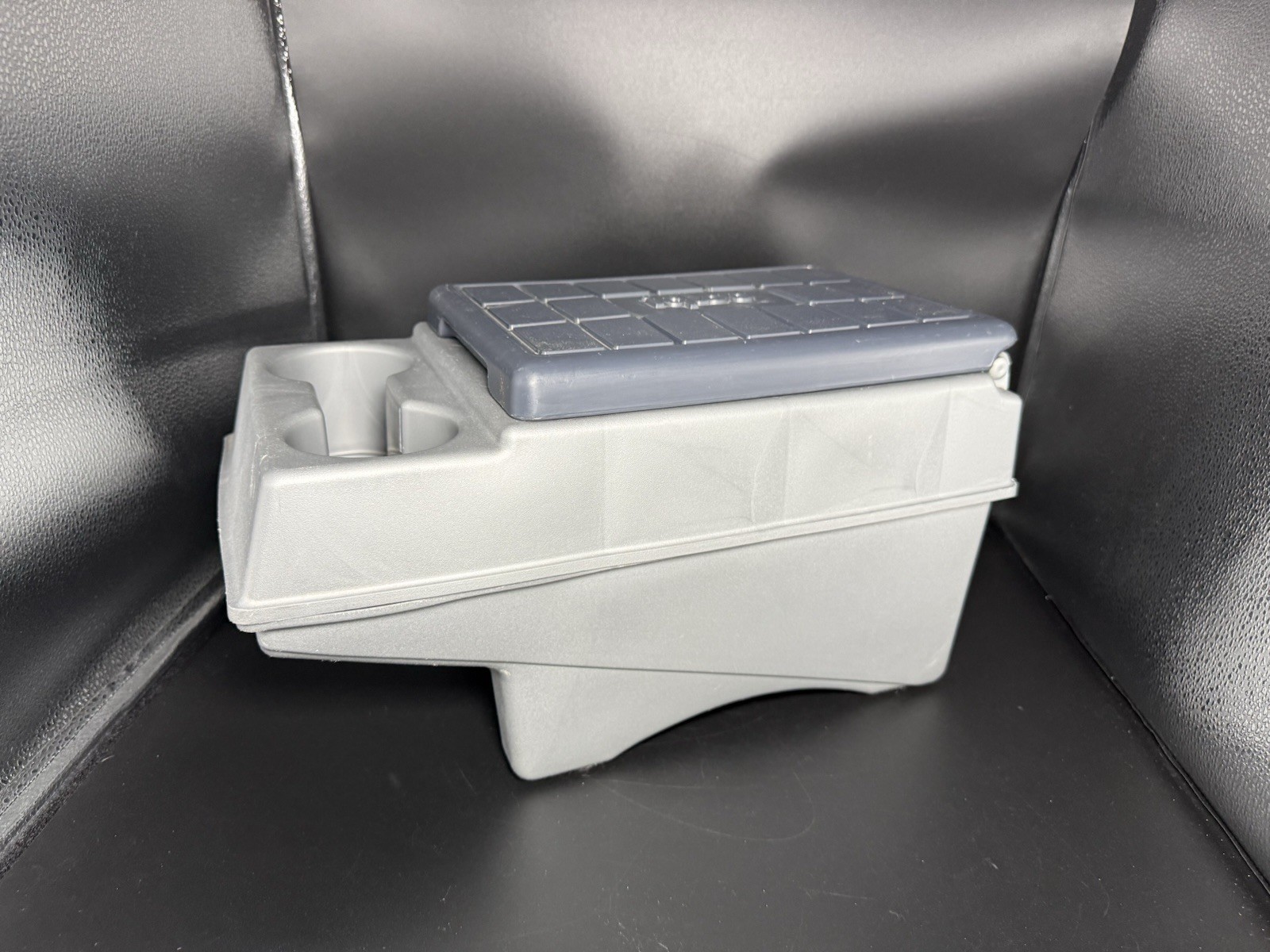Vintage Igloo Little Kool Rest Car Cooler Console Cup Holder Center Armrest RARE