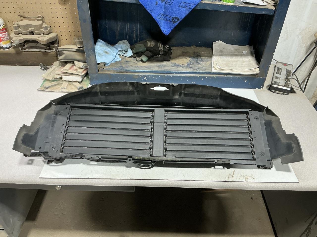 Air Shutter Fits 22-25 ENCORE GX 910355