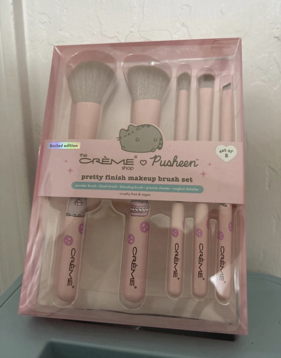 Pusheen x The Crème Shop Makeup Brush Set 5-Piece Brand New In Box Sealed Box