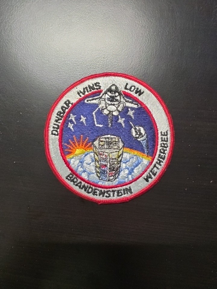 NASA Space Program Patch STS-32 Dunbar Ivins Low Brandenstein Wetherbee Mission