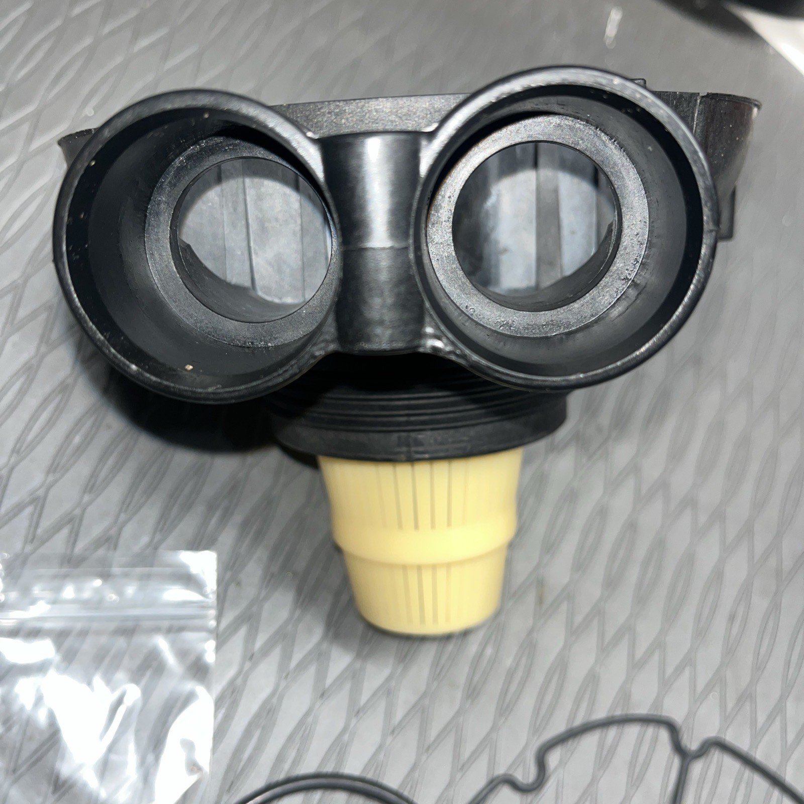 Kinetico Level 6 Base w/strainer,O-rings & Check Balls