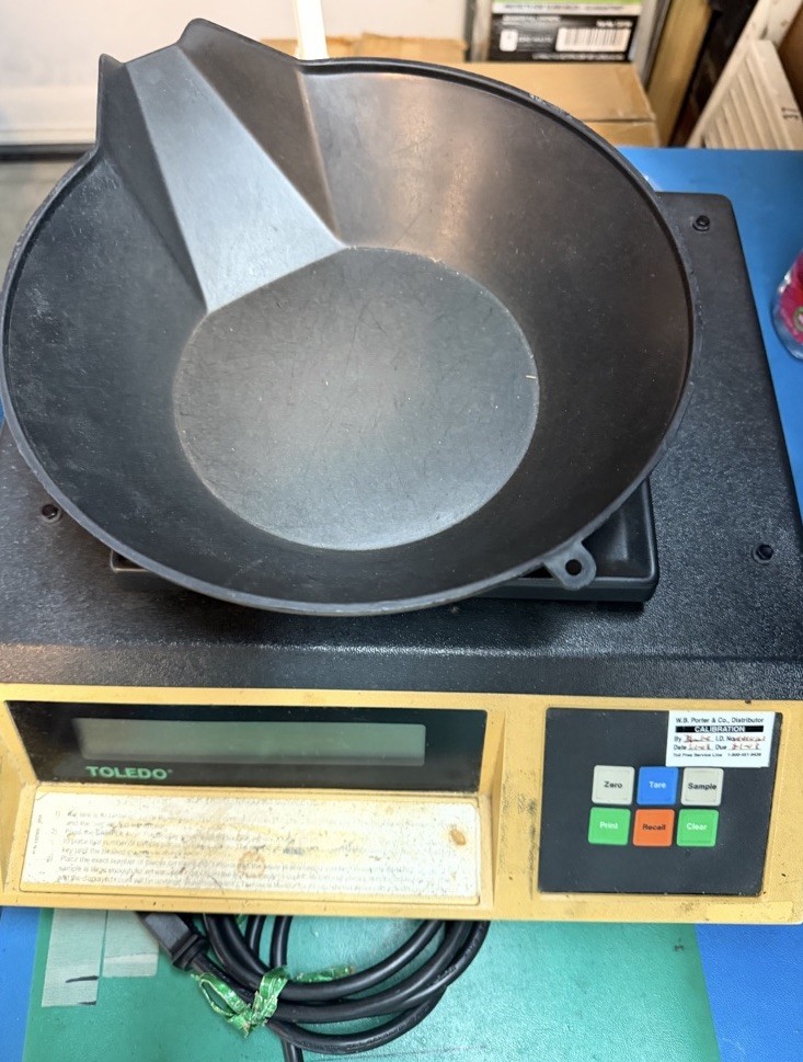 METTLER TOLEDO SCALE 8571 COUNTING BENCHTOP 5LB 120 VOLTS 0.50 AMPS 60HZ