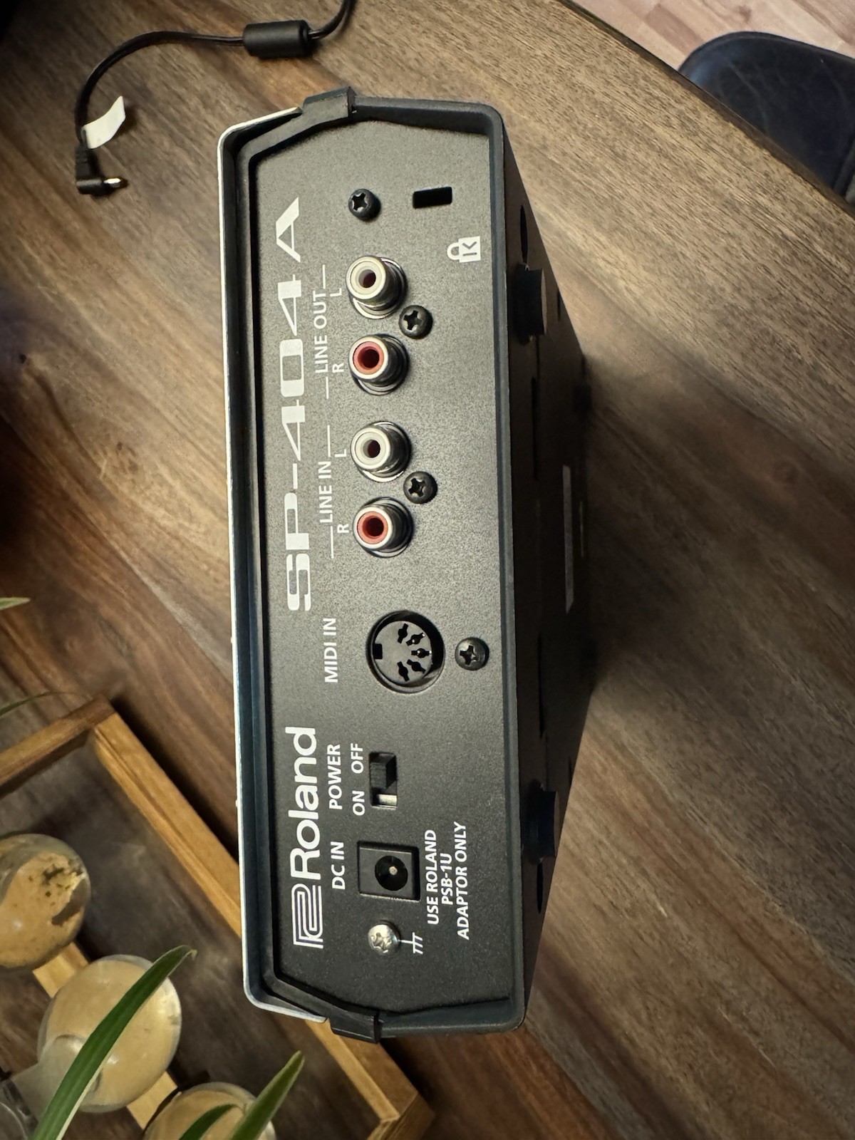 Roland SP-404A Digital Sampler w/ Effects, Pads, Pattern Sequencer