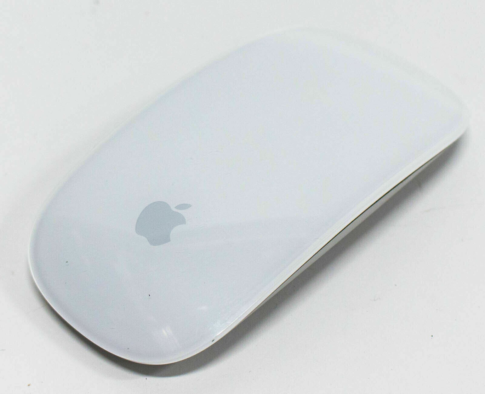 Apple Magic Gen 1  Bluetooth Wireless Mouse . AA batteries included