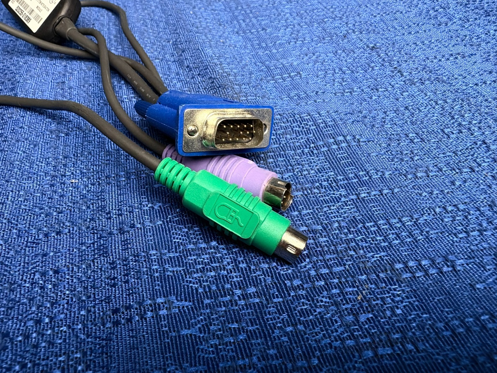 Avocent DSRIQ-PS2 520-255-002 PS2 KVM Server Interface Cable Adapter Module