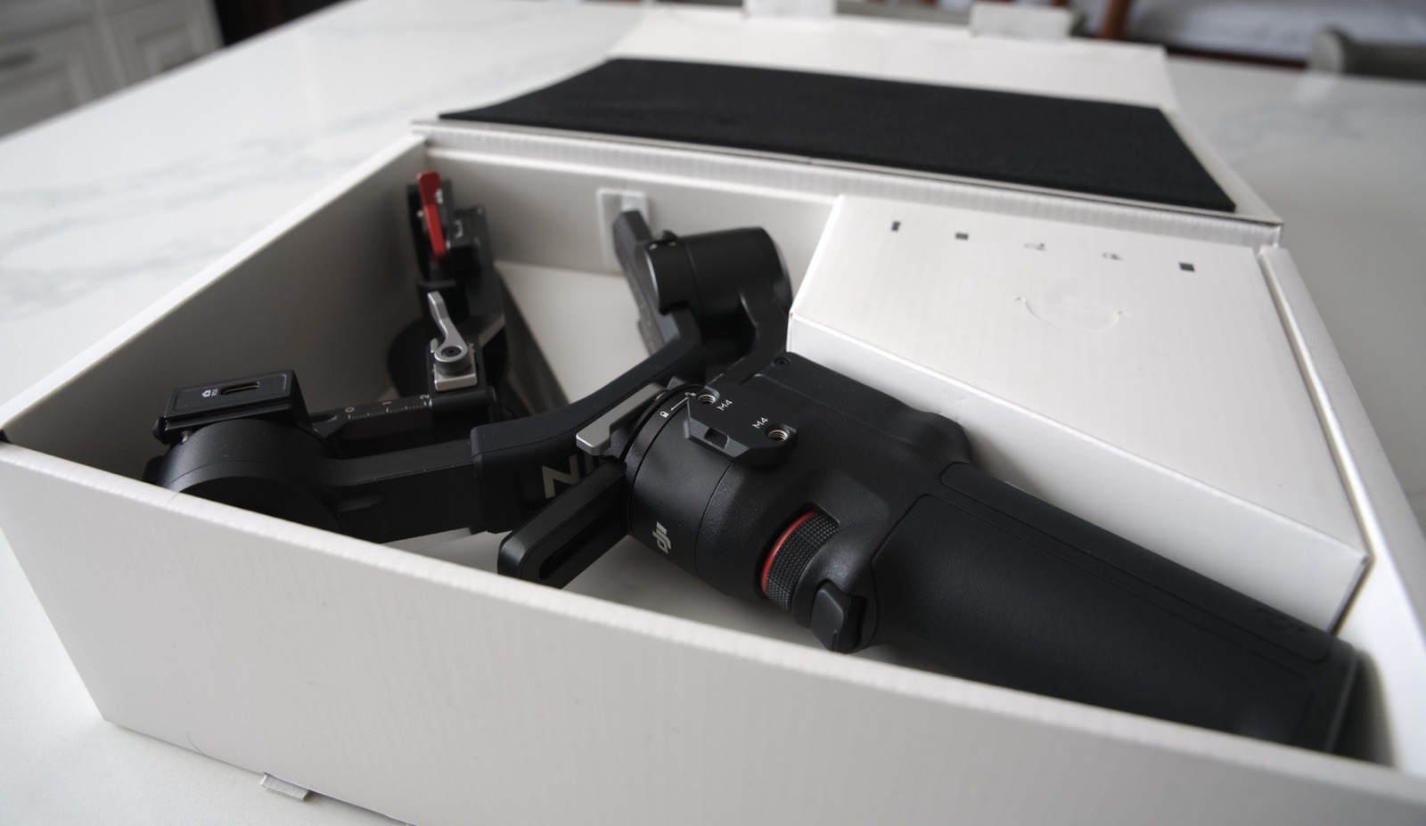 DJI RS 3 Mini 3-Axis Gimbal Stabilizer