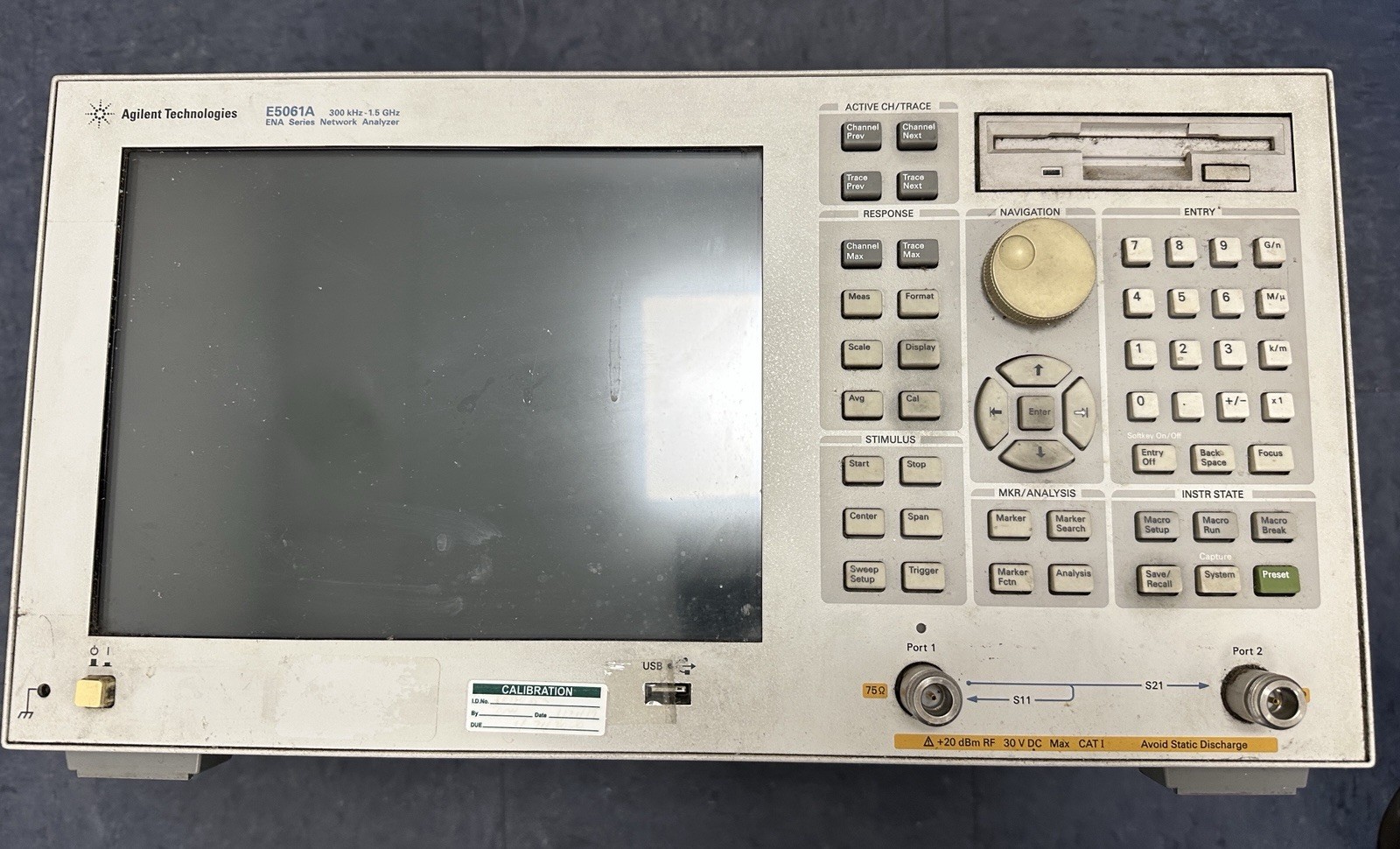 Agilent E5061A 1.5 GHz ENA Network Analyzer Tested And Working