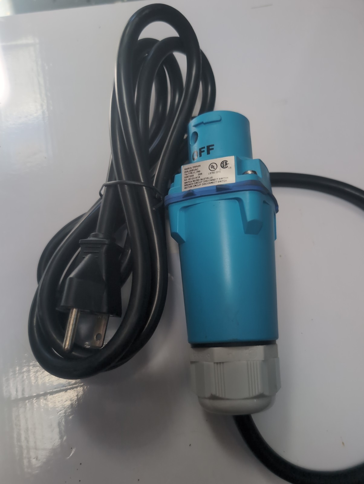 MELTRIC 63-18122-K16 Inlet Plug DSN20 20Amp 208VAC