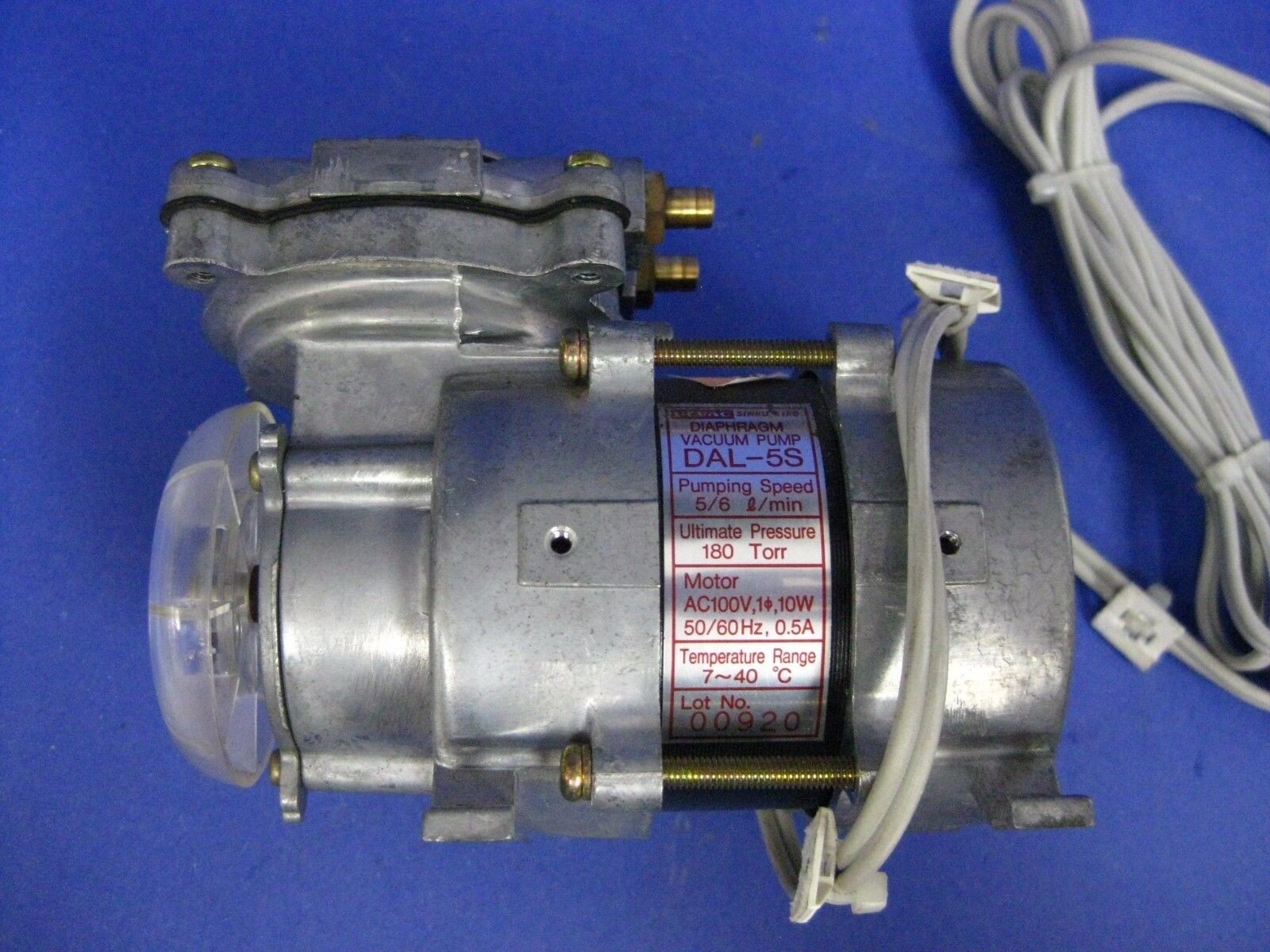 Ulvac DAL-55 Diaphragm Vacuum Pump 5/6 l/min 180 TORR, Used