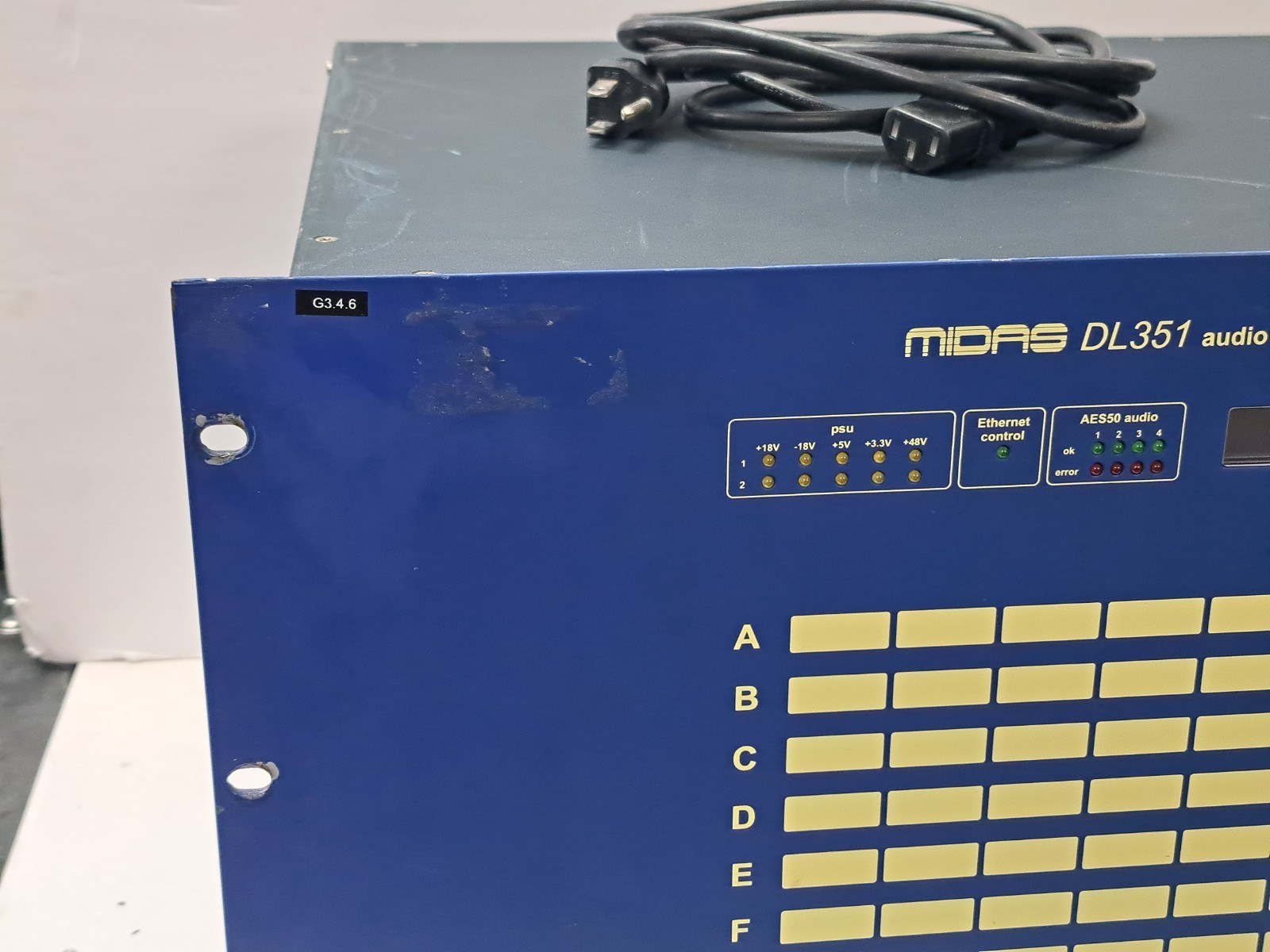Midas DL351 Modular Stage Box with 8 DL441 Mic Line Input Card 64 Inputs
