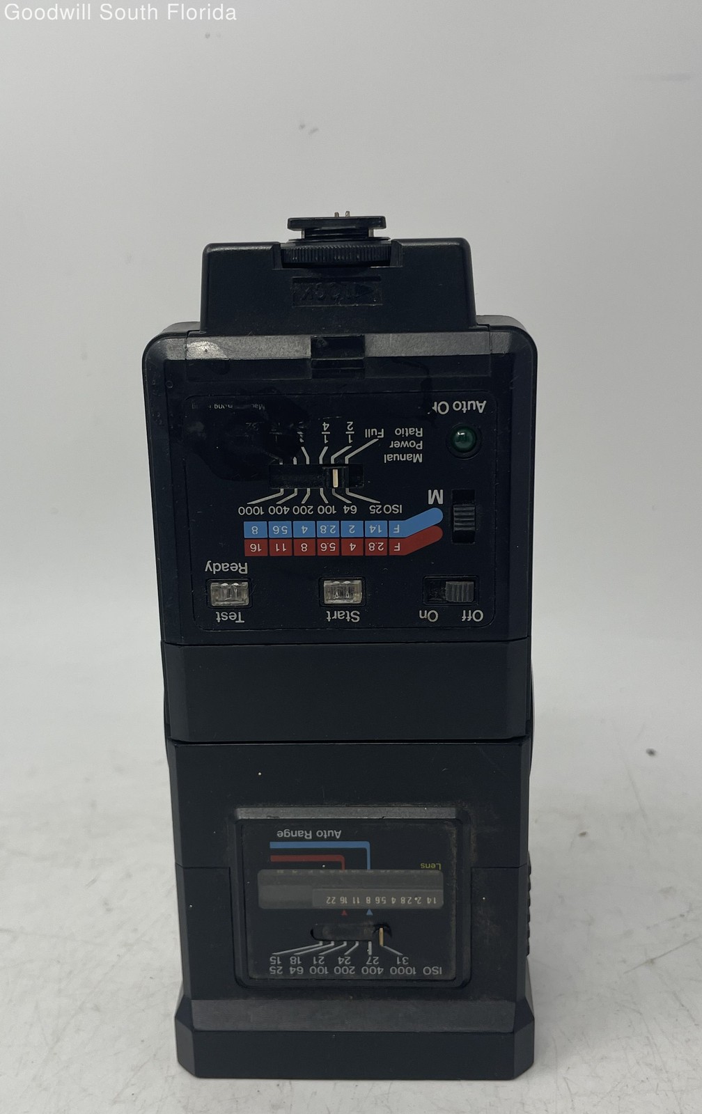 Focal DT-600S ZOOM Dedicated Automatic Thyristor Electronic Flash Not Tested