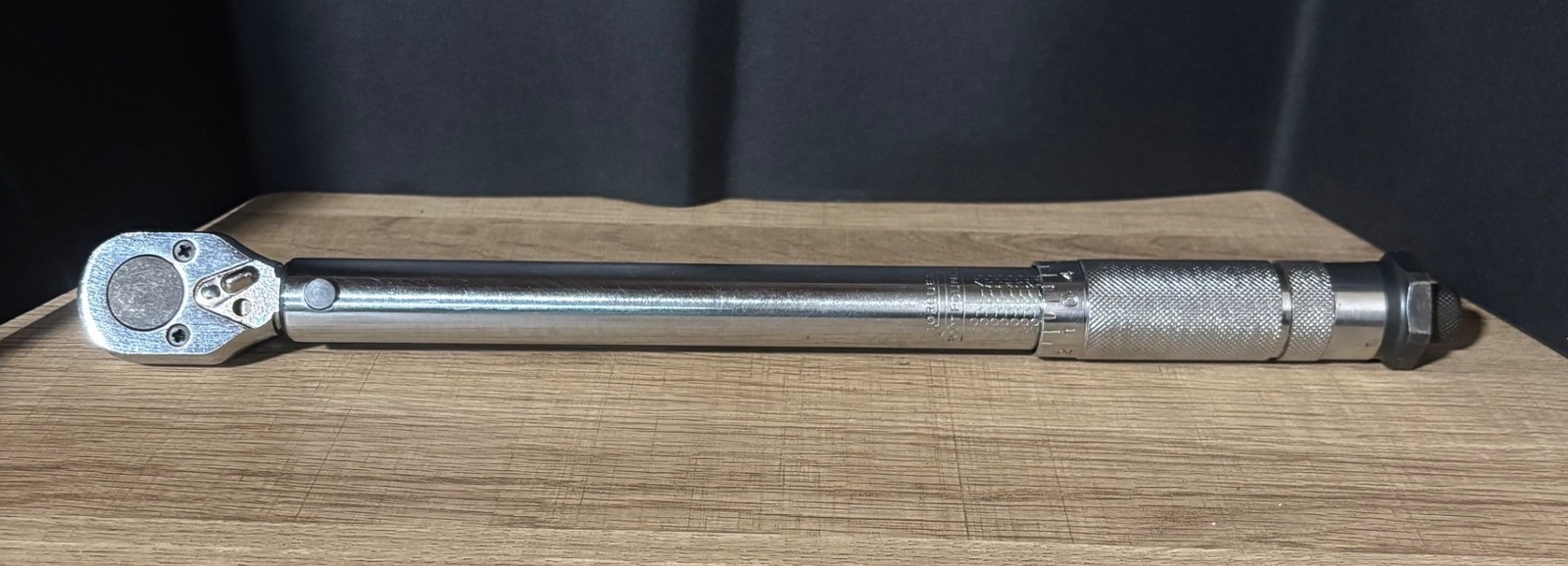 Pittsburgh pro Torque Wrench 3/8 Drive Ratchet Click Type kg/lbs Chrome Finish