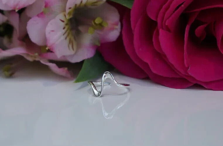 VALENTINE GIFT Adjustable Women's Solid Metal "Wavy - Wave " Toe Ring 925 Silver