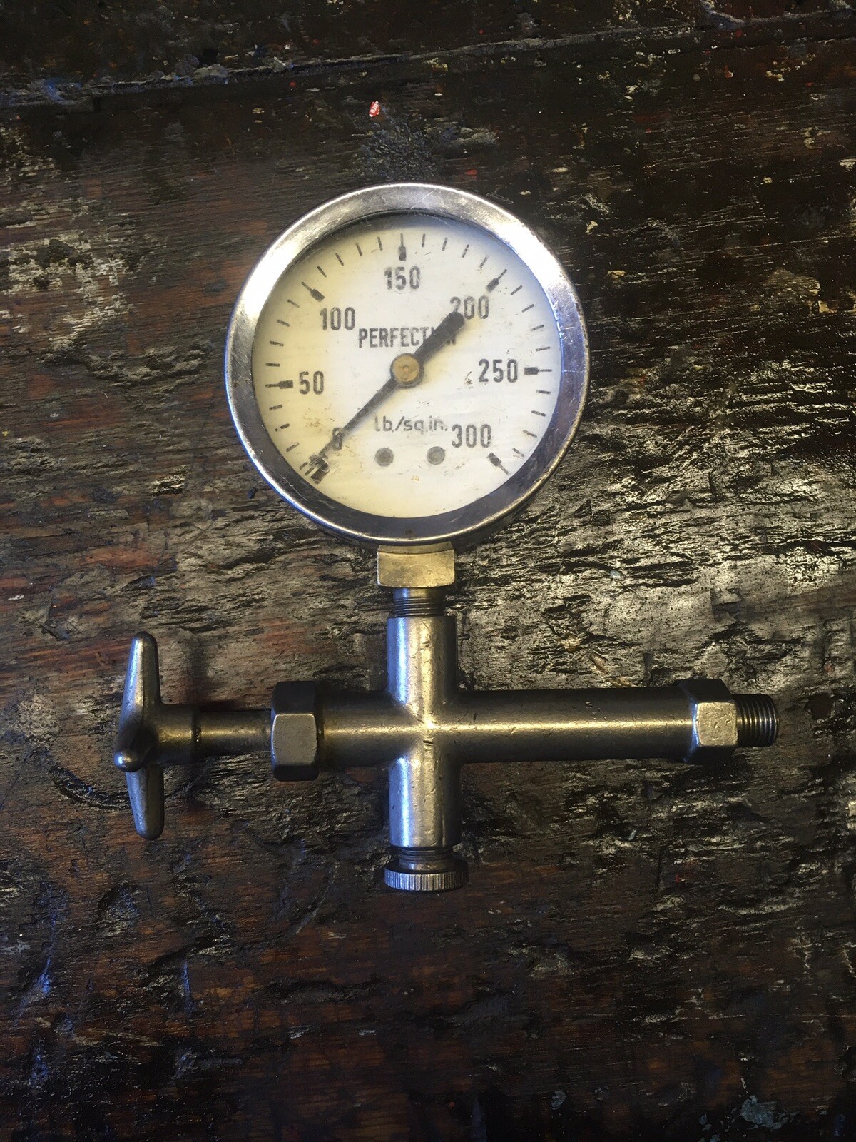 Vintage Pressure Guage Stewart Warner 300 Psi