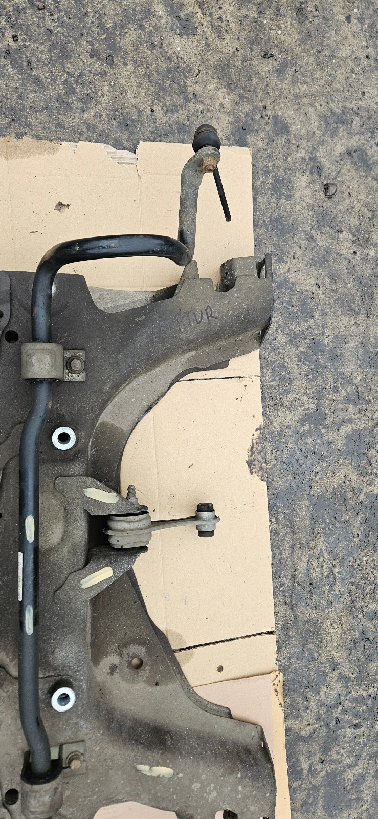RENUALT CAPTUR J87 2017 FRONT SUSPENSION SUBFRAME