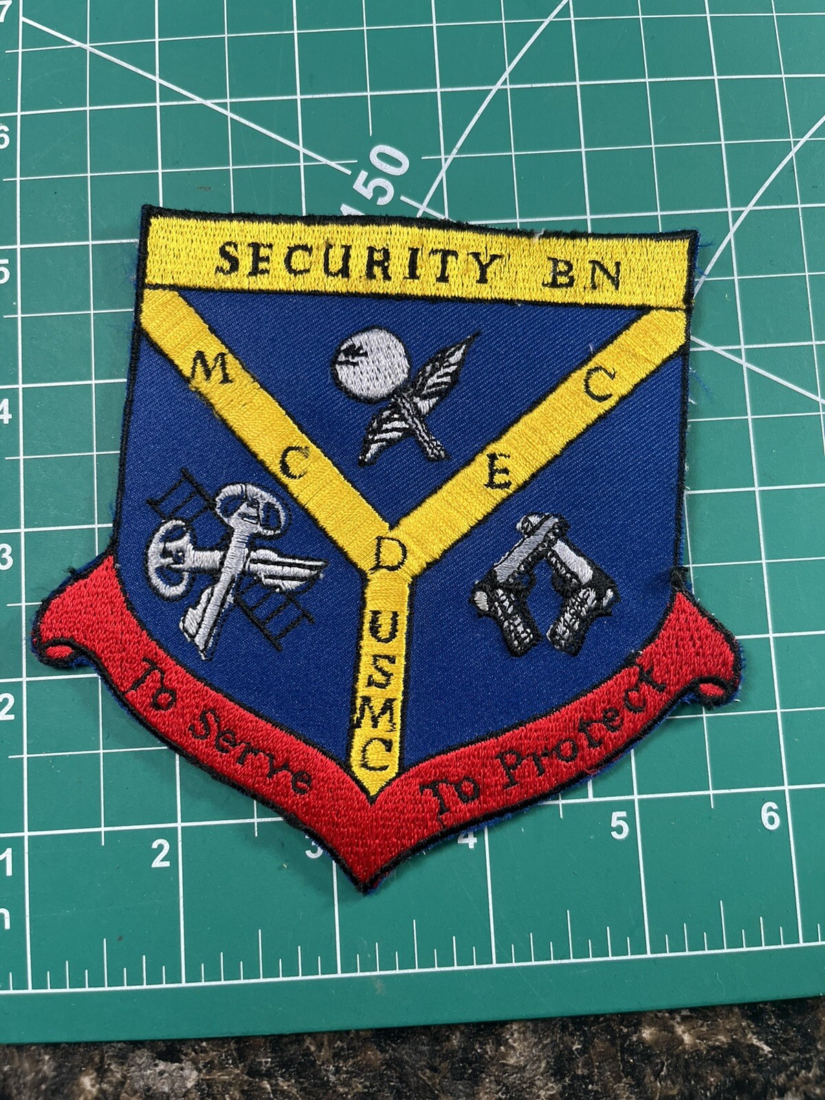 Vietnam / Cold War Era USMC MCDEC Security Battalion Patch