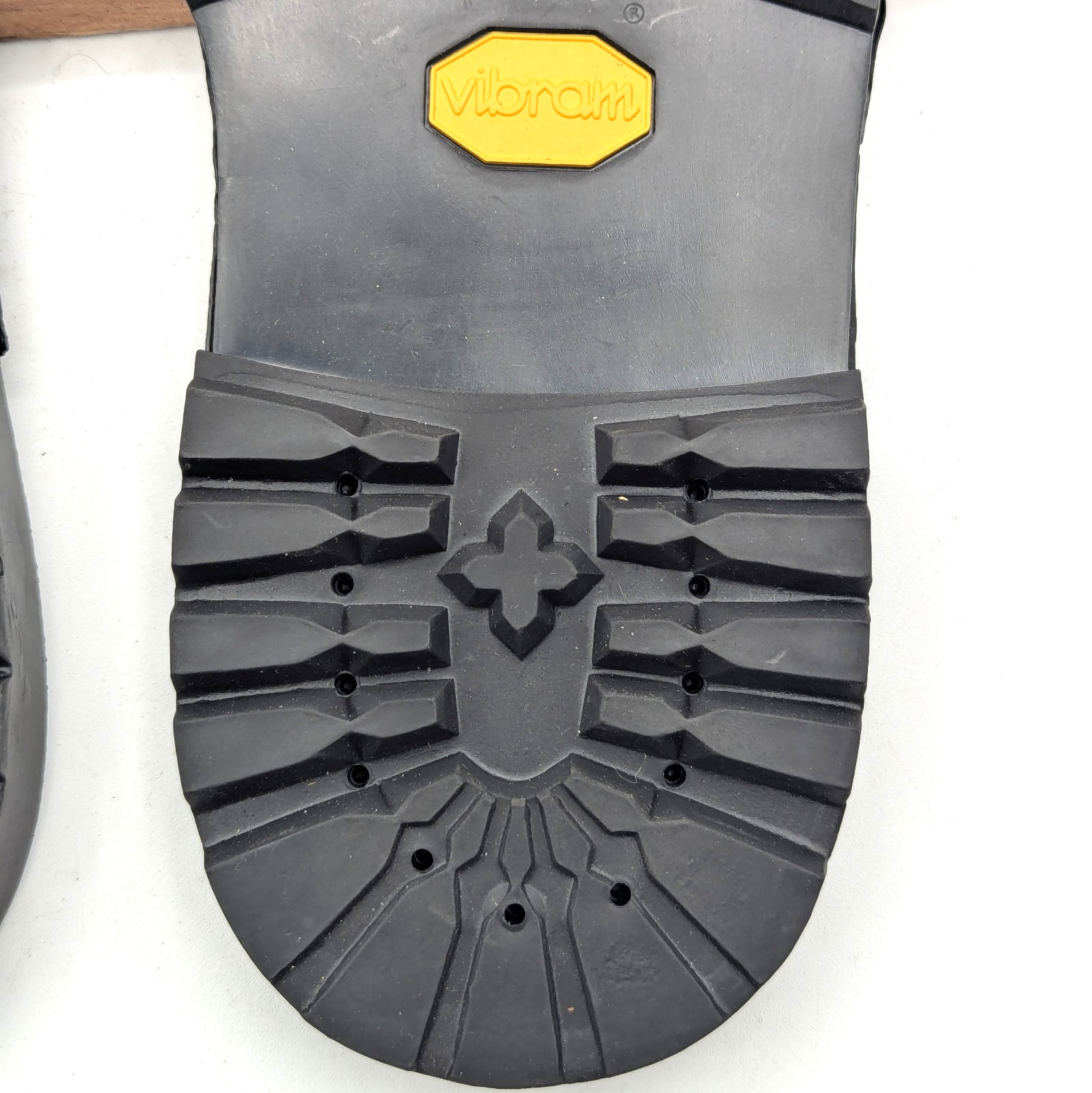 Vibram #132 Montagna SBR Solid Soles Size 12 Rugged Outdoor 1 Pair Black