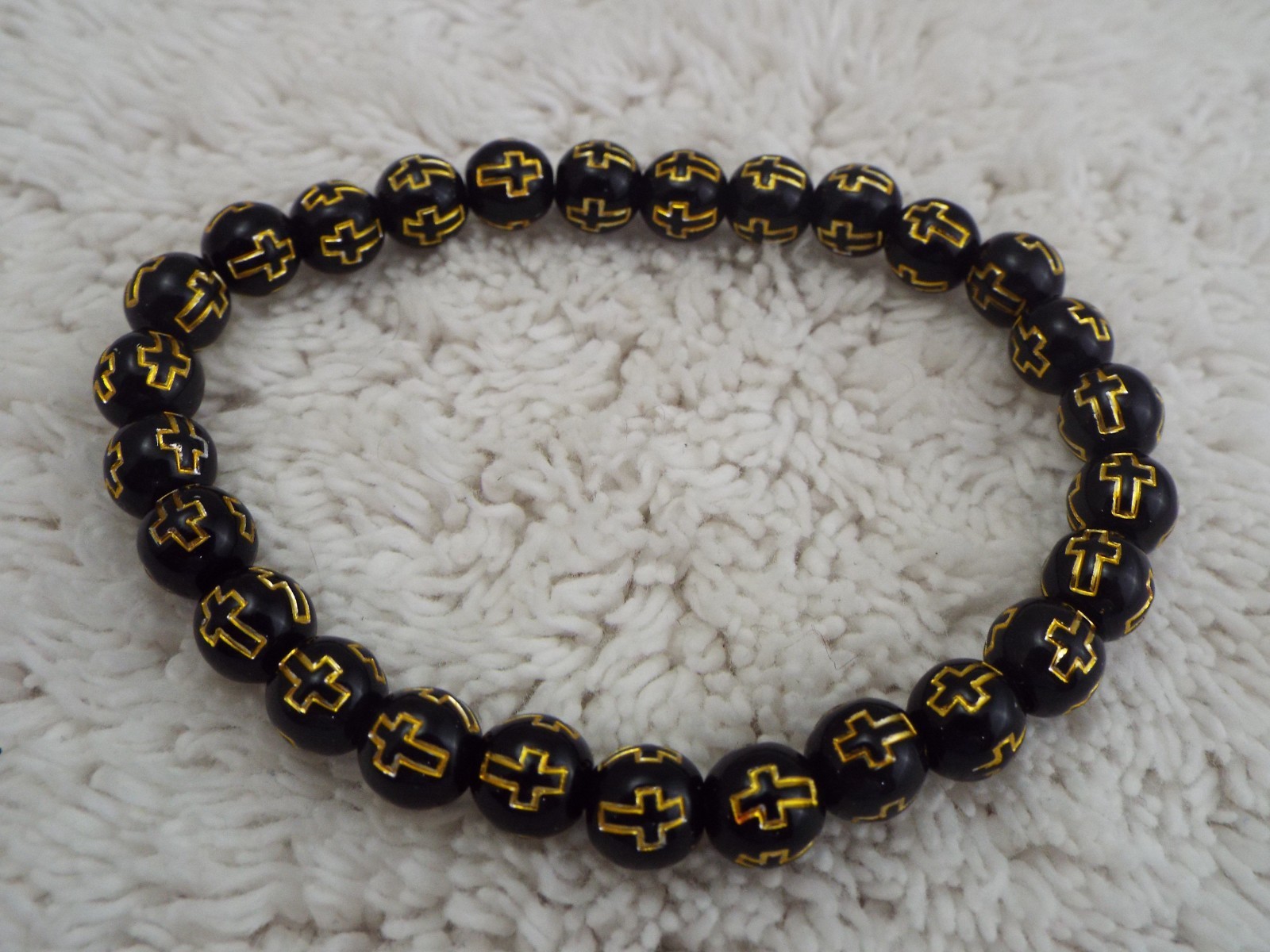 Goldtone Cross Black Acrylic Bead Stretch Bracelet (K37)