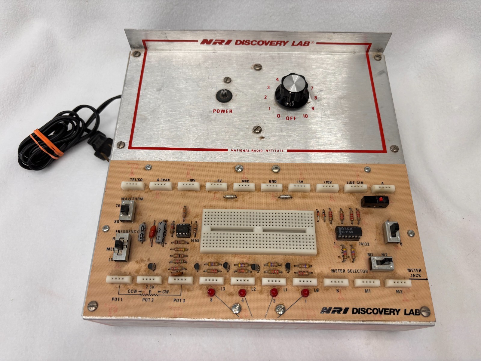 Vintage NRI Discovery Lab Electronics Trainer - Tested