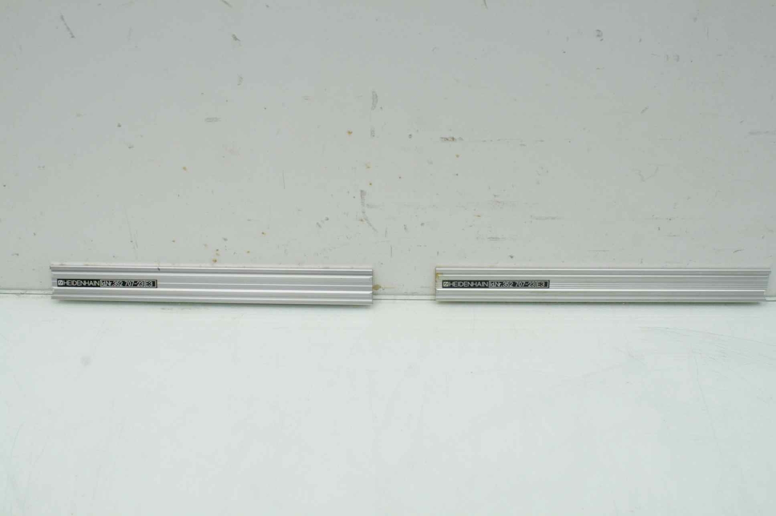 Heidehain LIDA 407 Encoder Bar 352 706-05, 340 ml w/ LIDA 47 Encoder 369 429-10