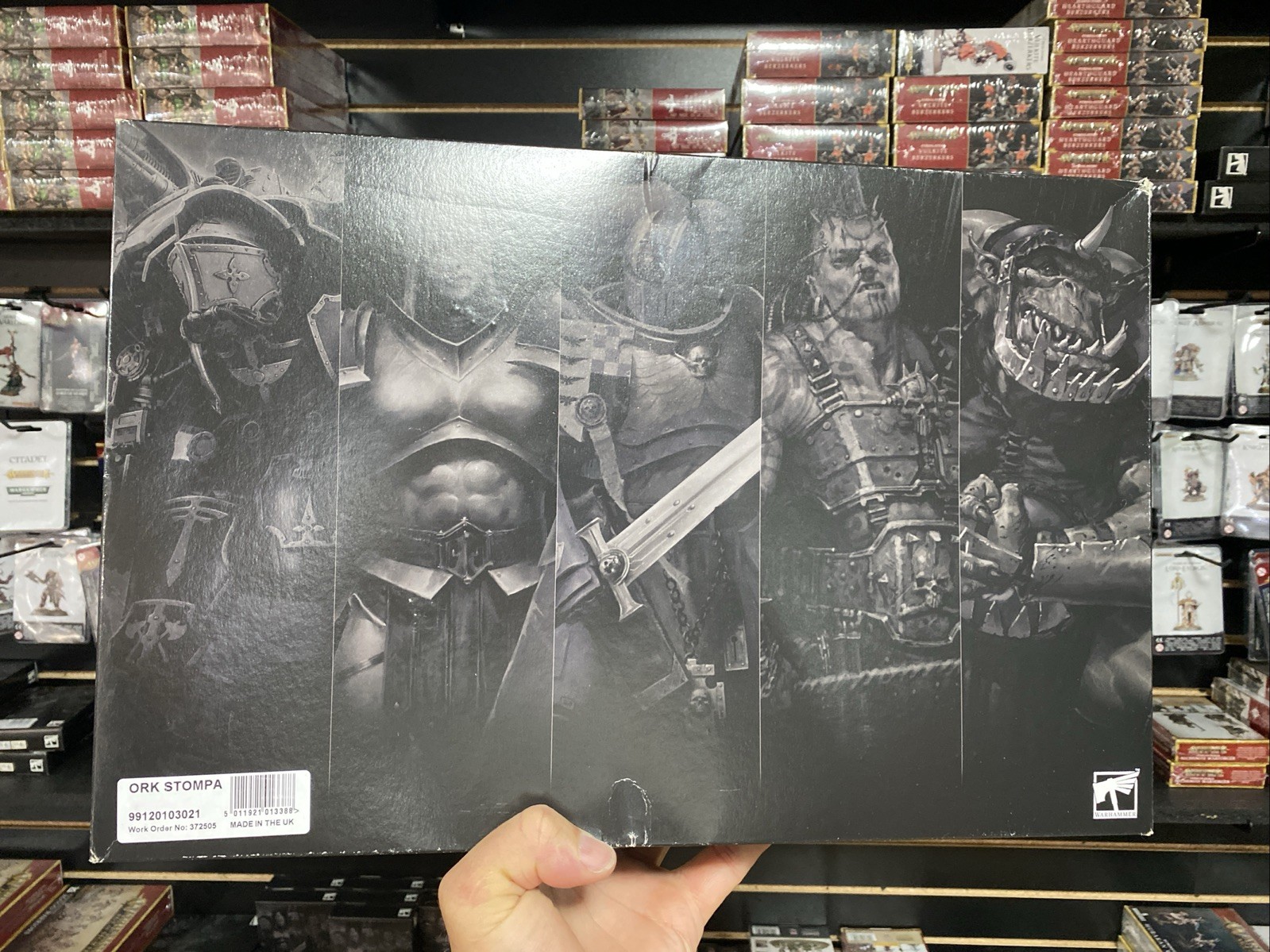 Warhammer 40k - Orks - Ork Stompa - NEW  Ships in the Black online Only box