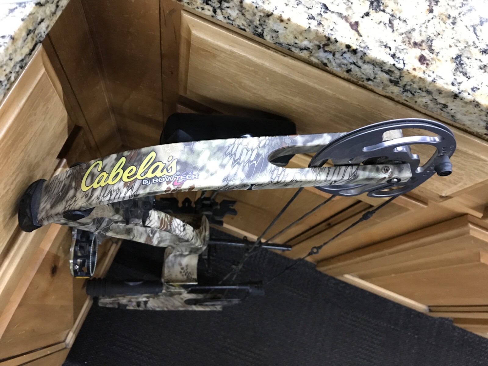 Cabelas By Bowtech Fortitude L Kryptec Camo Compound Bow
