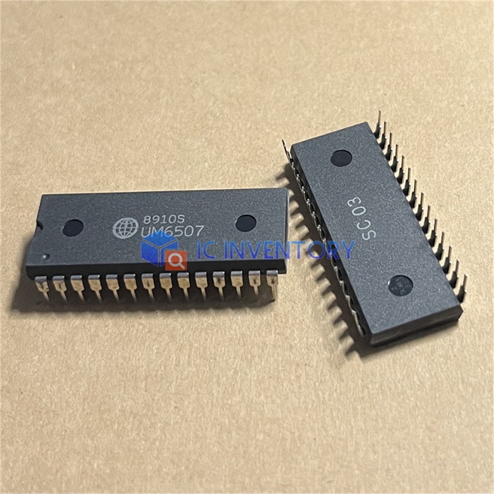 2PCS UM6507 UMC UM6507 Vintage CPU PDIP28