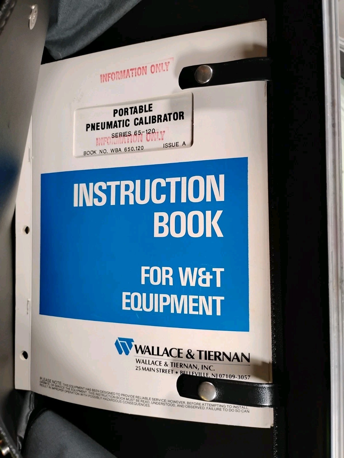 Wallace & Tiernan Series 65-120 Portable Pneumatic Calibrator - UNTESTED SURPLUS