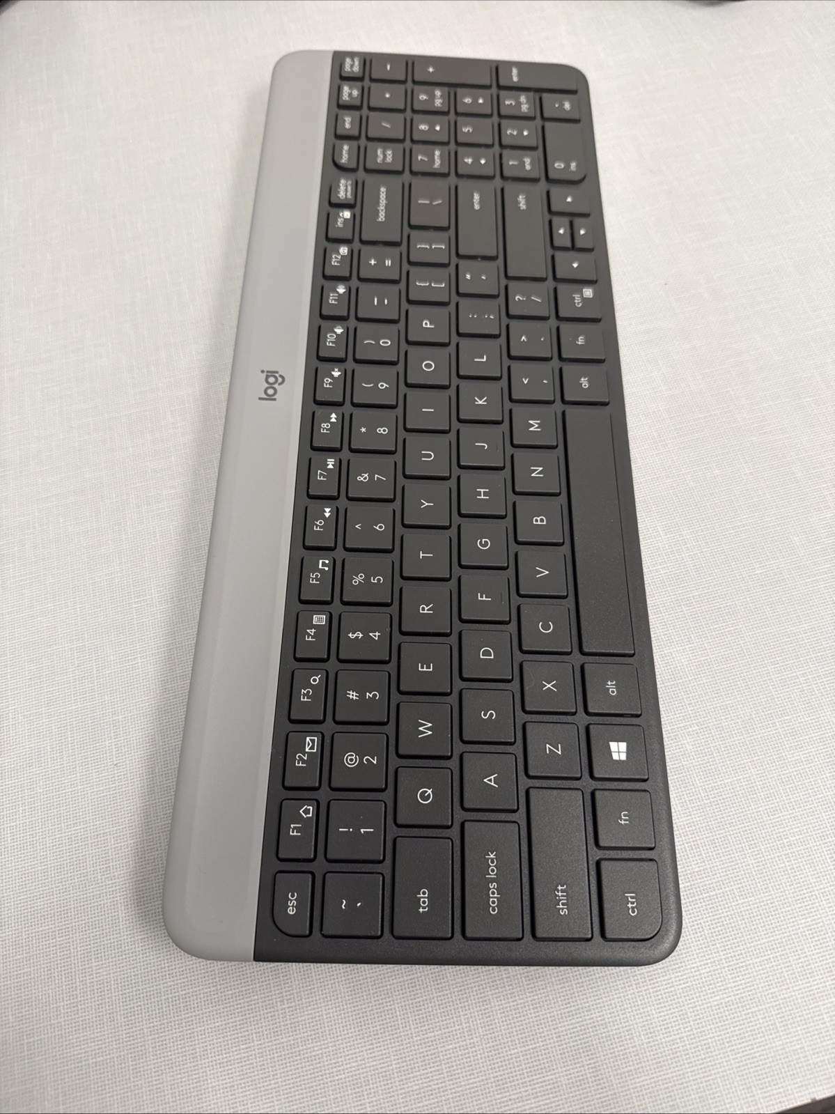 Logitech K470 Full Size Wireless Scissor Keyboard - Black & Silver