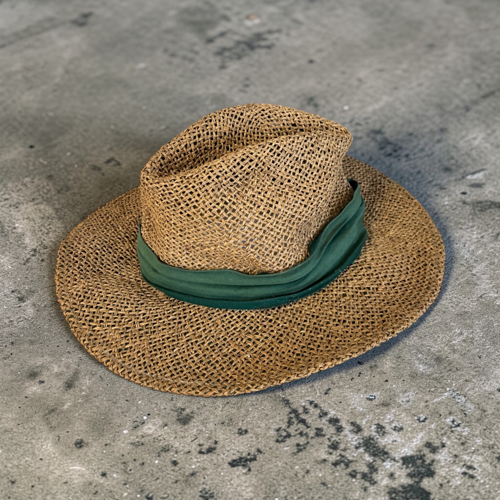 Summer Club Wide Brim Straw Sun Hat Small 20" Green Band Styled in Australia