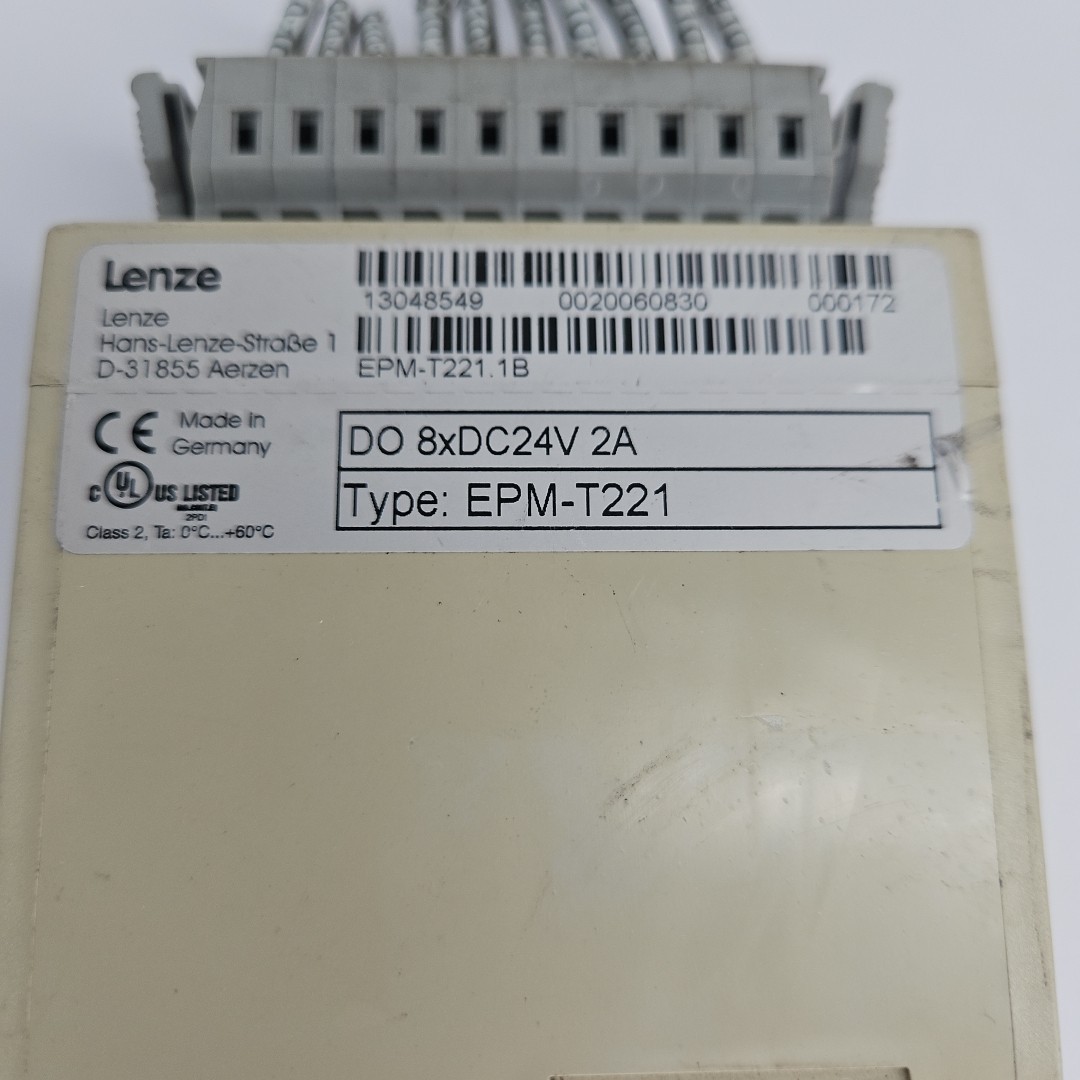 Lenze EPM-T221 DO 8xDC24V 2A Input Output I/O Digital Module Unit Automation
