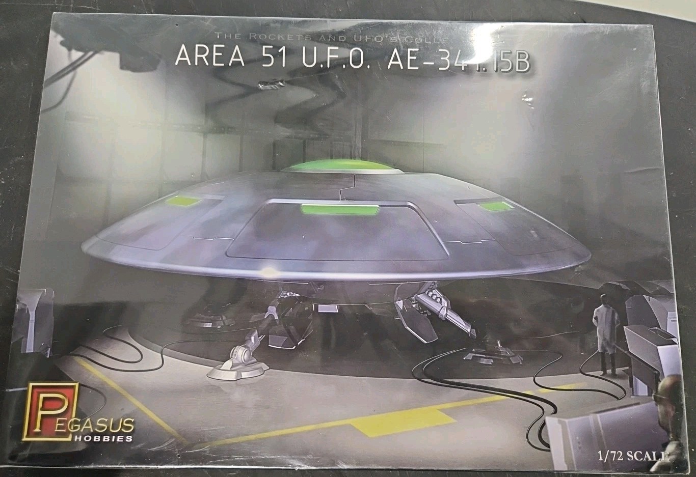 Pegasus 9100 Area 51 UFO A.E. 341.15B 1/72 Scale Plastic Model Kit.  SEALED