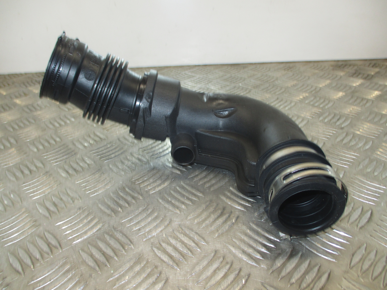 2017 Ford Fiesta 1.0 EcoBoost M1DD. Air Intake Pipe 39K