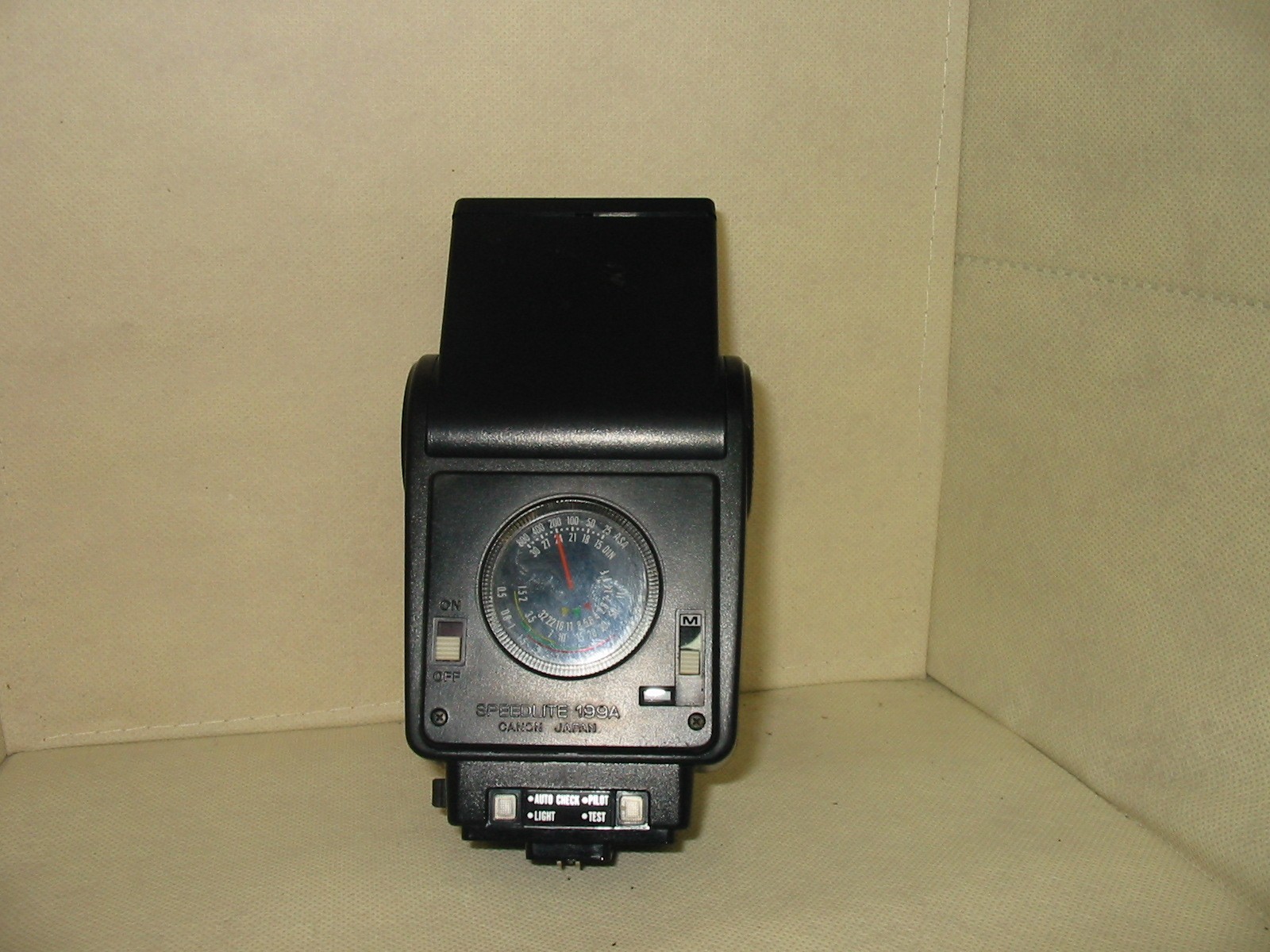 Cannon Speedlite 199A shoe mount Flash for 35mm SLR Camera UNTESTED