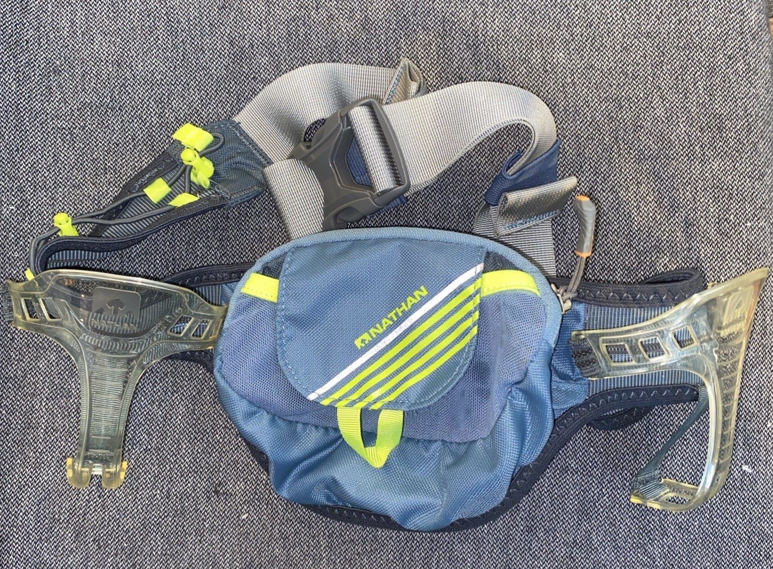 Nathan Fanny Pack Hydration Belt Double Water Bottle Holder Running Hiking READ
