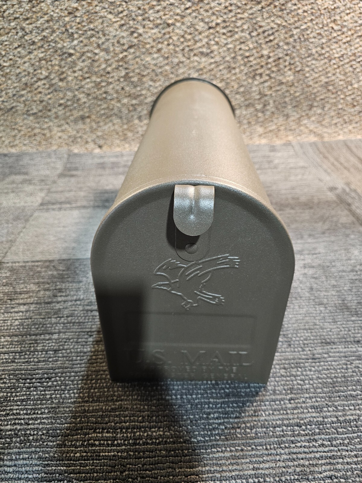Medium Post Mount Mailbox, Durable Rust-Resistant Galvanized Steel, Elite Bronze