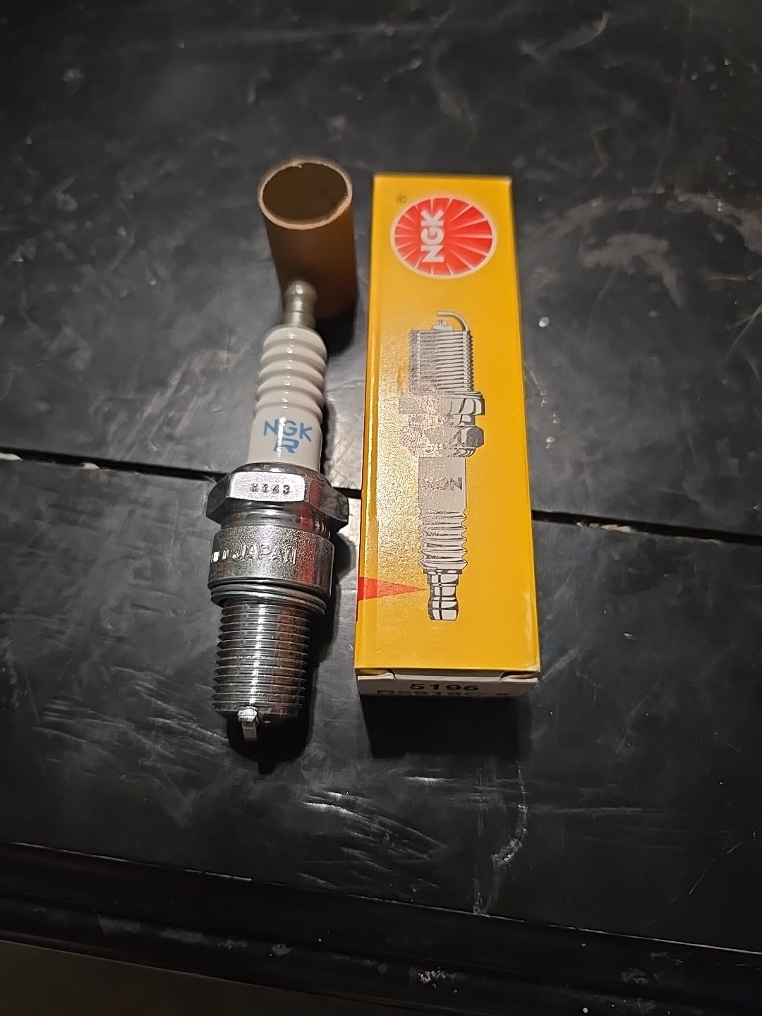 R6918C-9 NGK SPARK PLUG