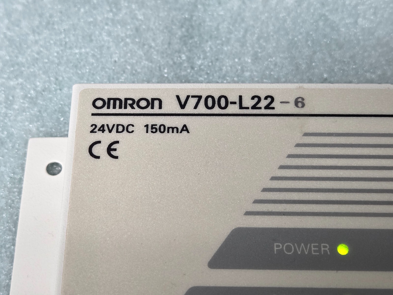 OMRON CIDRW CONTROLLER V700-L22-6