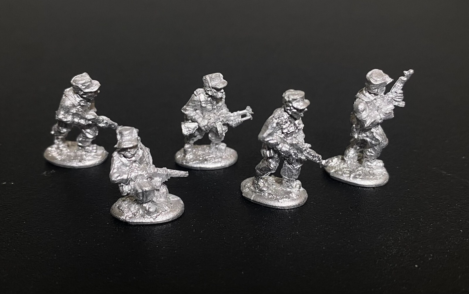 20mm Afghanistan Afghan National Troops Moving 5 Metal Figures PAN5