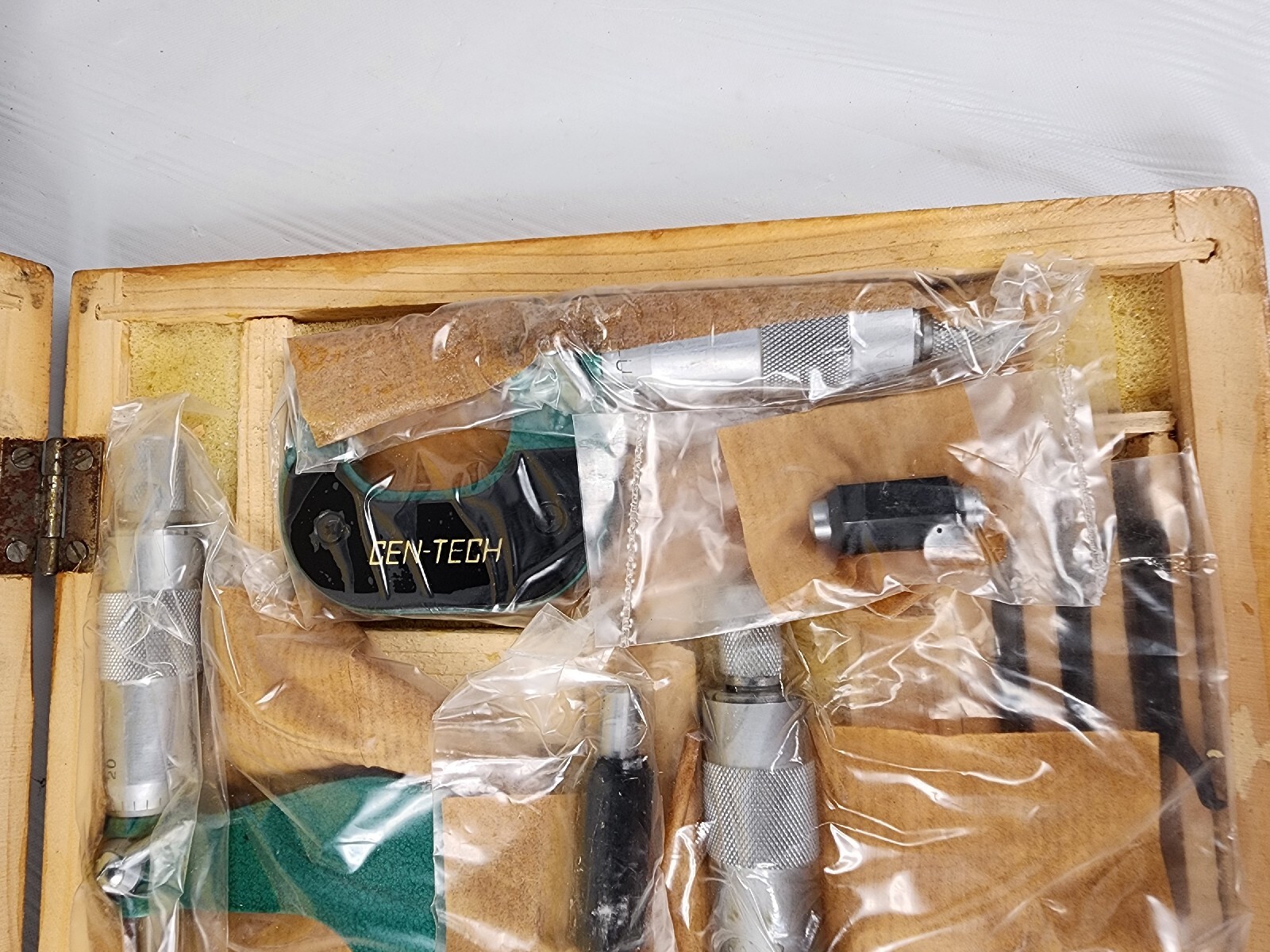CEN-TECH micrometer 3piece set centech micrometer set of 3 #P5043