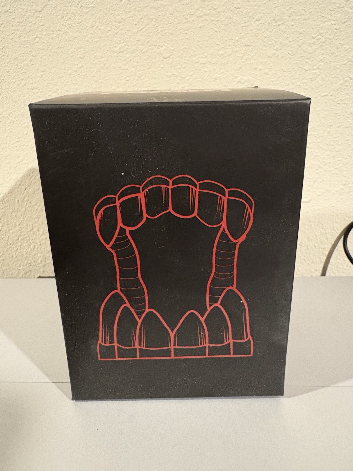 Just A Bite Phone Stand Loot Fright Crate Exclusive Vampire Teeth Dracula
