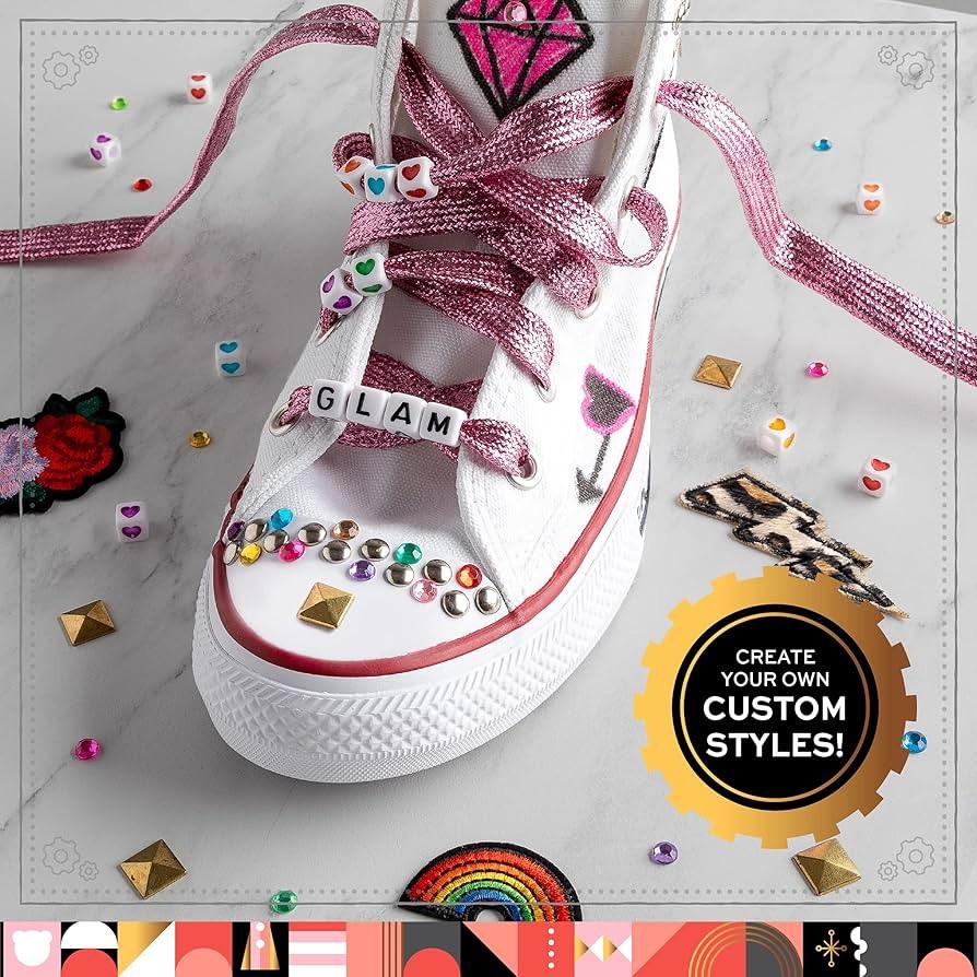 FAO SCHWARZ FASHION DESIGNER DIY SNEAKERS SET CRAFT CUSTOM STYLE 204 PCS NIB NEW